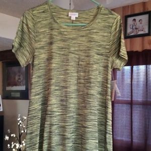 🎀SALE🎀NWT, BEAUTIFUL LULAROE HEATHERED CARLY